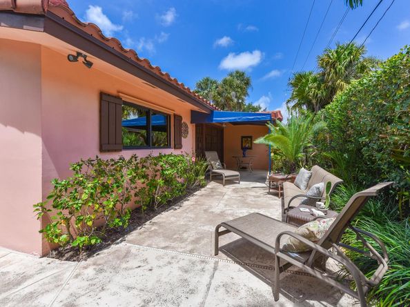 708 NW 6th Drive, Boca Raton FL 33486