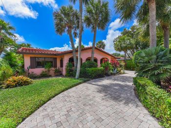 708 NW 6th Drive