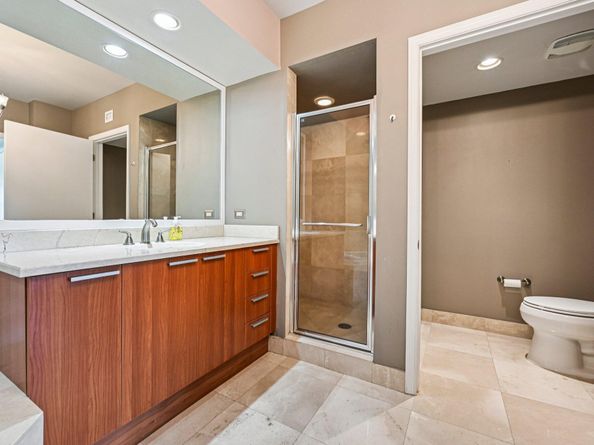 2650 Lake Shore Drive NE 1006, Riviera Beach FL 33404