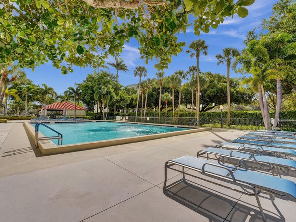 3200 Port Royale Dr N 905, Fort Lauderdale FL 33308