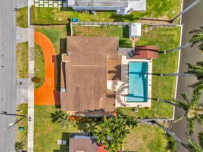 20130 NE 25th Ct, Miami FL 33180