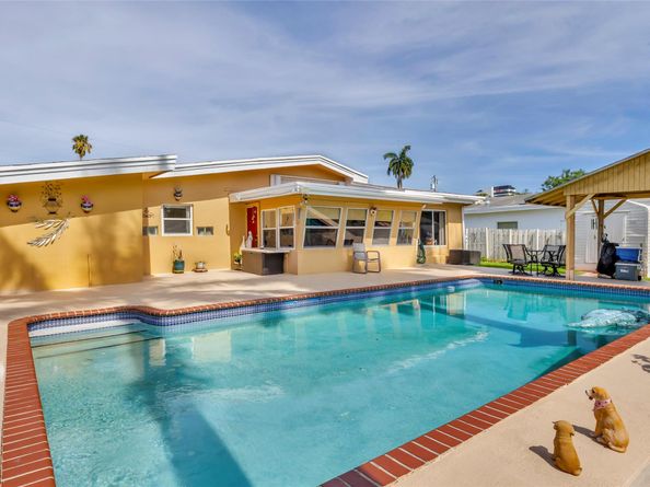 20130 NE 25th Ct, Miami FL 33180