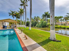 20130 NE 25th Ct, Miami FL 33180