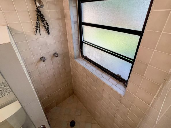 6214 Flagler St, Hollywood FL 33023
