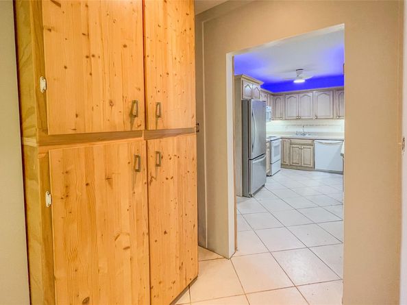 6214 Flagler St, Hollywood FL 33023