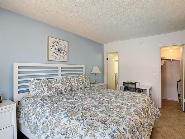201 178th Dr 315, Sunny Isles Beach FL 33160