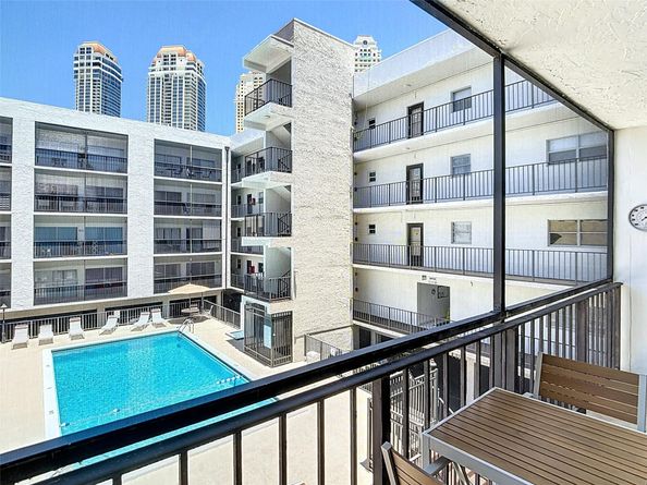 201 178th Dr 315, Sunny Isles Beach FL 33160