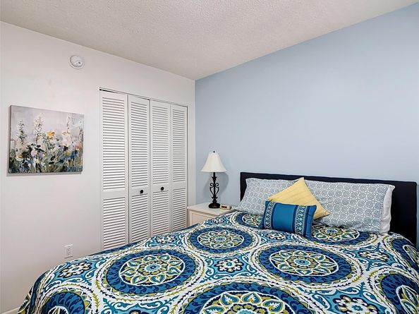 201 178th Dr 315, Sunny Isles Beach FL 33160