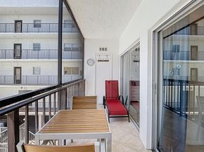 201 178th Dr 315, Sunny Isles Beach FL 33160