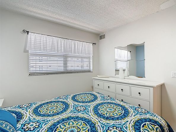 201 178th Dr 315, Sunny Isles Beach FL 33160