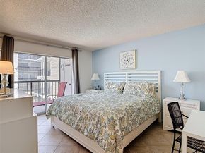 201 178th Dr 315, Sunny Isles Beach FL 33160
