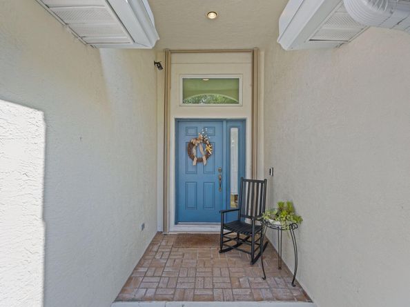 1071 Delray Lakes Drive, Delray Beach FL 33444