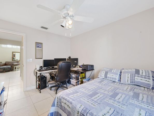 1071 Delray Lakes Drive, Delray Beach FL 33444
