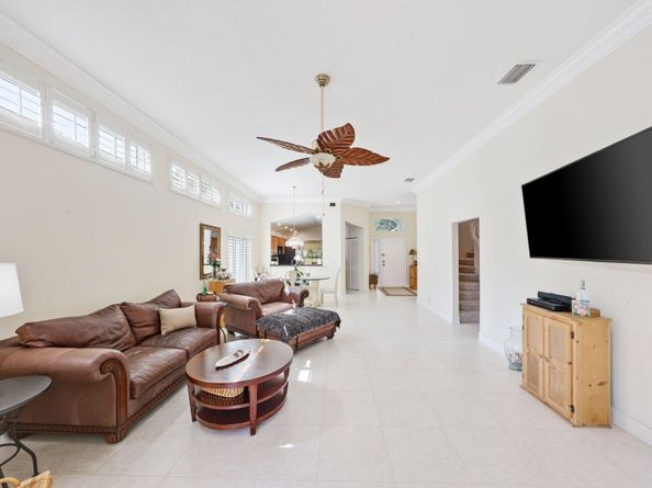 1071 Delray Lakes Drive, Delray Beach FL 33444