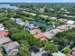 1071 Delray Lakes Drive, Delray Beach FL 33444