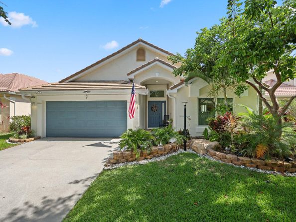 1071 Delray Lakes Drive, Delray Beach FL 33444