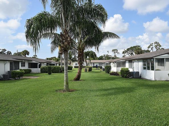 2930 Crosley Drive E G, West Palm Beach FL 33415