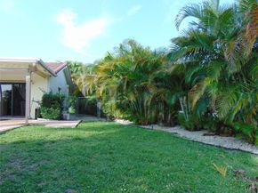 595 E River Dr, Margate FL 33063