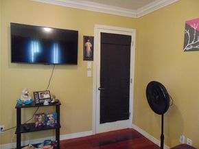 595 E River Dr, Margate FL 33063