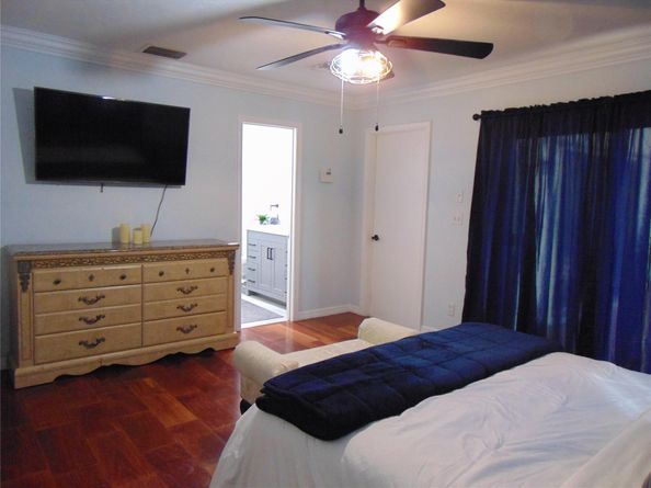 595 E River Dr, Margate FL 33063