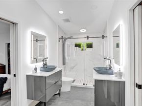 349 Jacaranda Dr, Plantation FL 33324