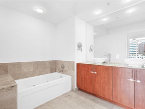 315 NE 3rd Ave 805, Fort Lauderdale FL 33301