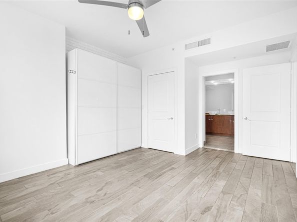 315 NE 3rd Ave 805, Fort Lauderdale FL 33301