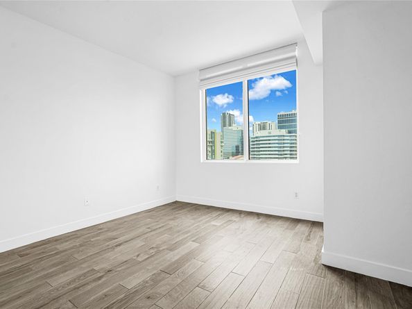 315 NE 3rd Ave 805, Fort Lauderdale FL 33301