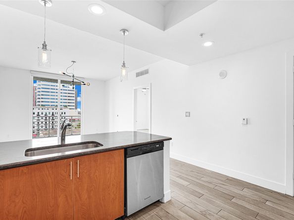 315 NE 3rd Ave 805, Fort Lauderdale FL 33301