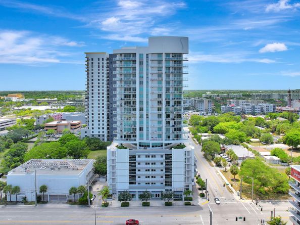315 NE 3rd Ave 805, Fort Lauderdale FL 33301