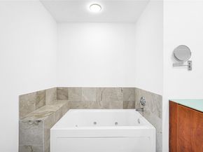 315 NE 3rd Ave 805, Fort Lauderdale FL 33301