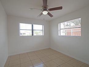 3611 NW 35th Ave, Lauderdale Lakes FL 33309