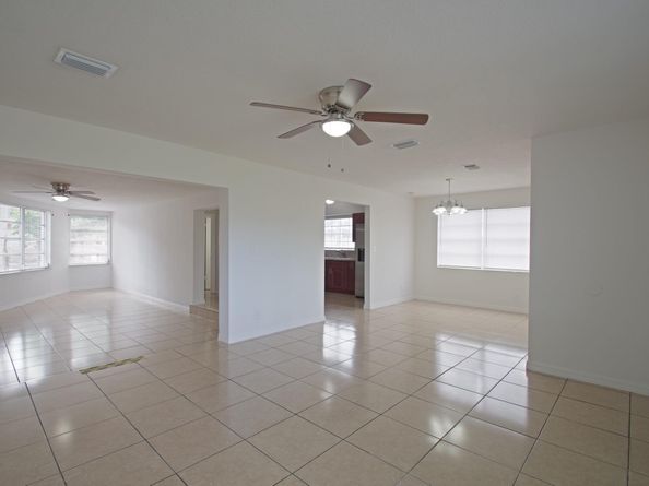 3611 NW 35th Ave, Lauderdale Lakes FL 33309