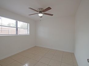 3611 NW 35th Ave, Lauderdale Lakes FL 33309