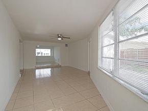 3611 NW 35th Ave, Lauderdale Lakes FL 33309
