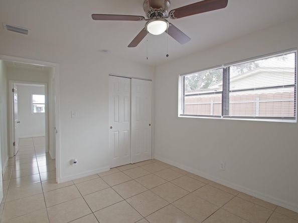 3611 NW 35th Ave, Lauderdale Lakes FL 33309