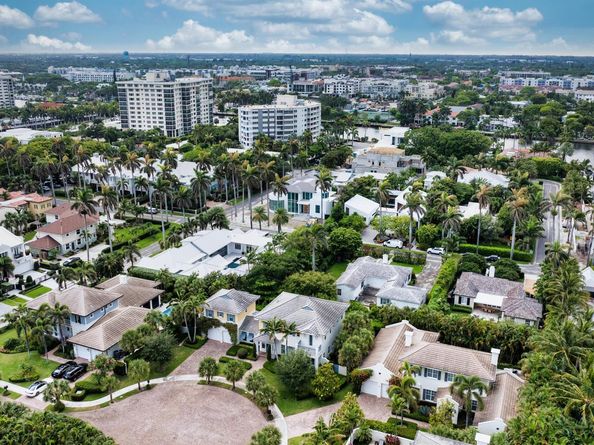 110 Sea Lane, Delray Beach FL 33483