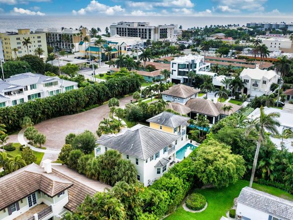110 Sea Lane, Delray Beach FL 33483