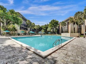 2804 N 46th Ave C330, Hollywood FL 33021