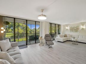 2804 N 46th Ave C330, Hollywood FL 33021
