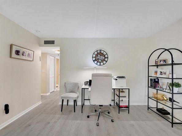 2804 N 46th Ave C330, Hollywood FL 33021