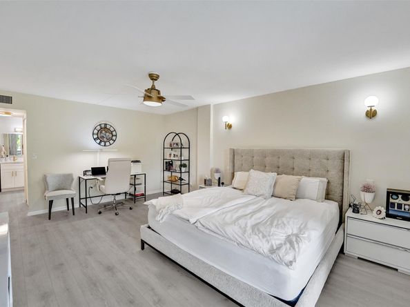 2804 N 46th Ave C330, Hollywood FL 33021