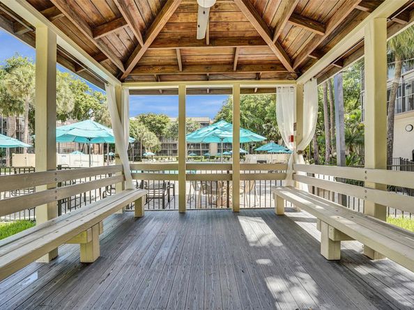 2804 N 46th Ave C330, Hollywood FL 33021