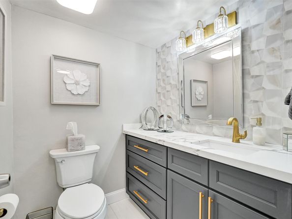 2804 N 46th Ave C330, Hollywood FL 33021