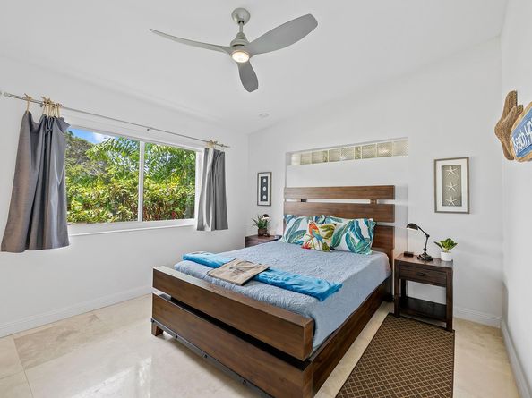 2807 Coral Shores Dr, Fort Lauderdale FL 33306