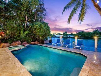 2807 Coral Shores Dr