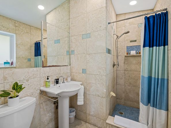 2807 Coral Shores Dr, Fort Lauderdale FL 33306