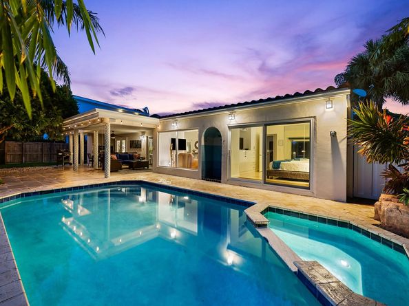2807 Coral Shores Dr, Fort Lauderdale FL 33306