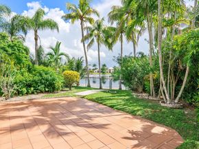 18464 NW 18th St, Pembroke Pines FL 33029