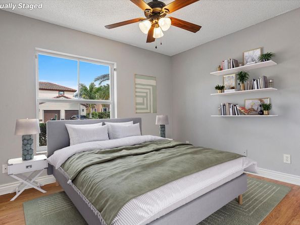 18464 NW 18th St, Pembroke Pines FL 33029